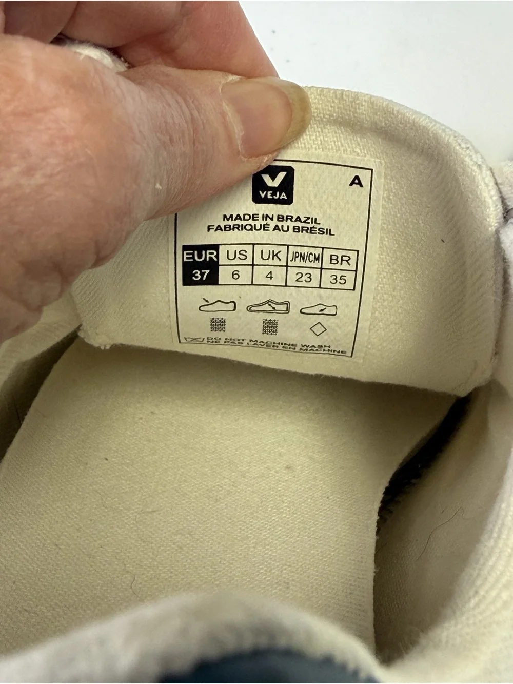 Veja low top